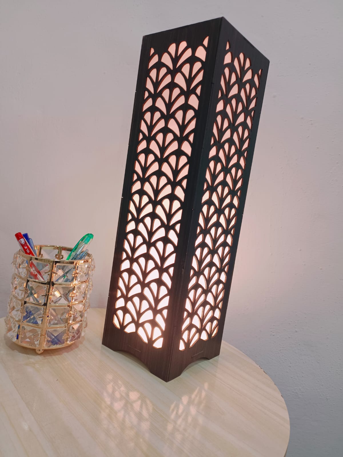 Leaf Design Laser Cutting Wooden Table Lamp